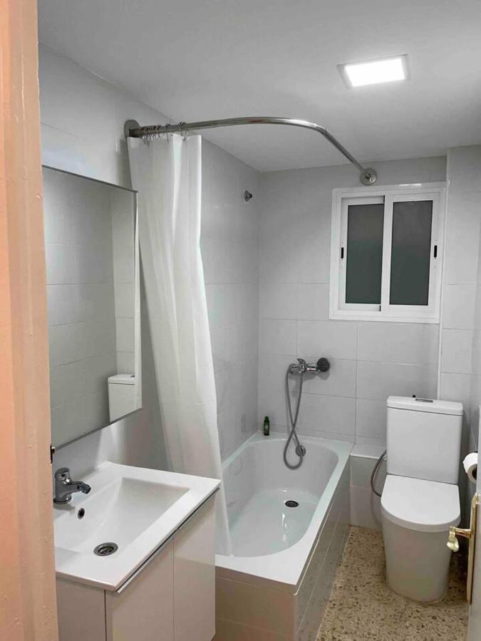 Renovated And Newly Furnished 3 Bedroom Apartment San Fernando Exterior foto